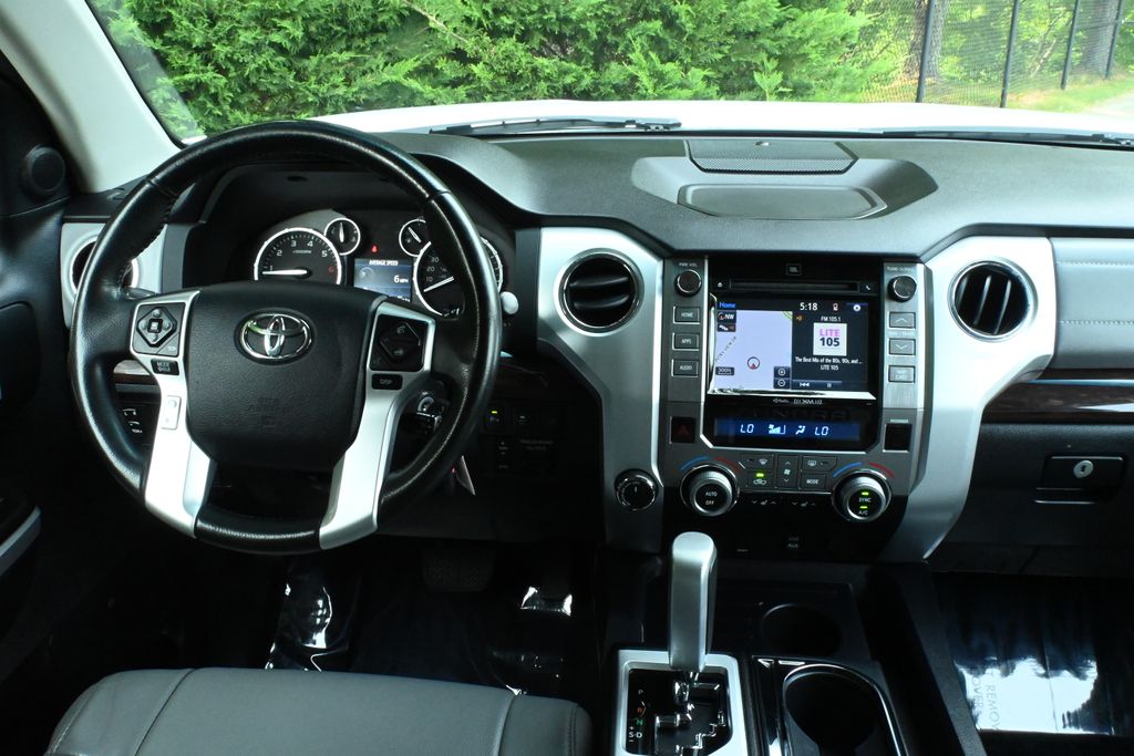 2017 Toyota Tundra Limited 19