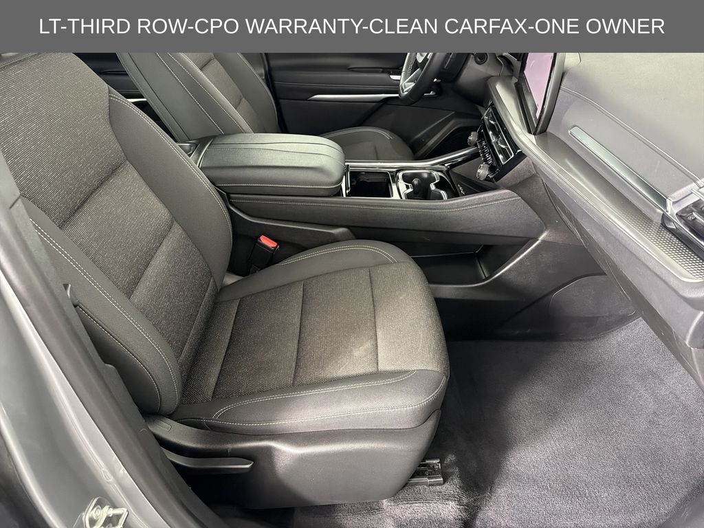 used 2024 Chevrolet Traverse car, priced at $31,900