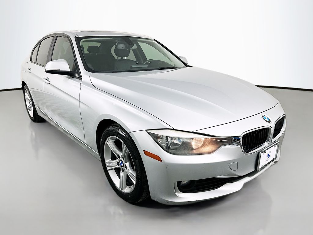 Thumbnail: 2014 BMW 3 Series - 3