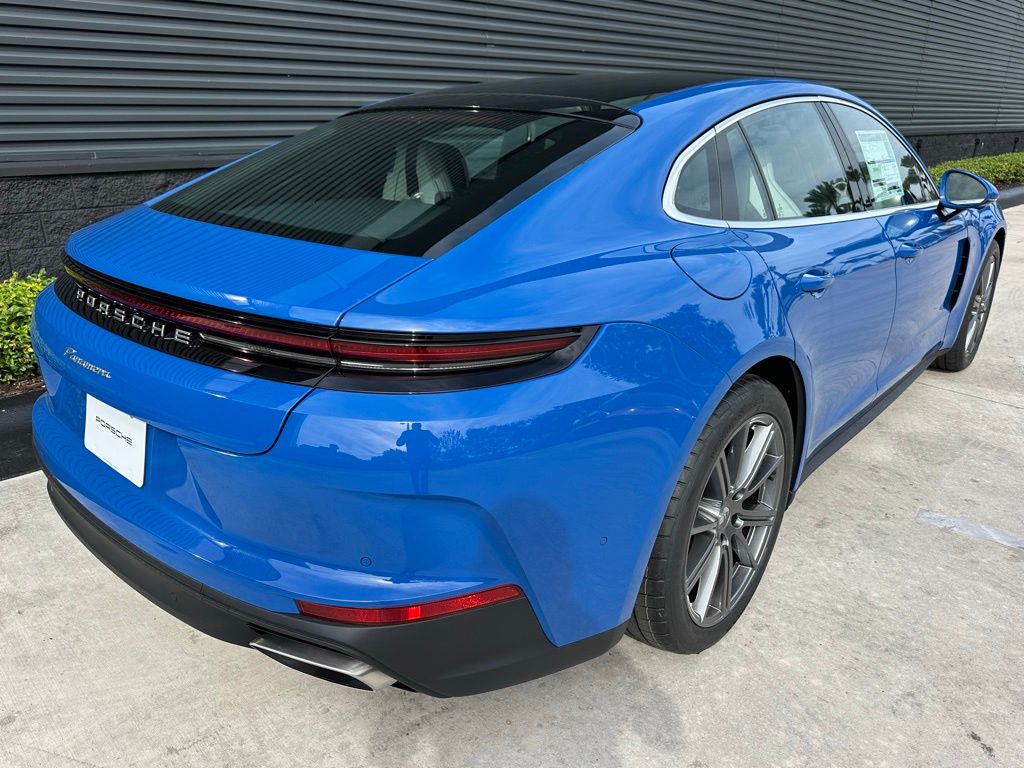 Thumbnail: 2026 Porsche Panamera - 7