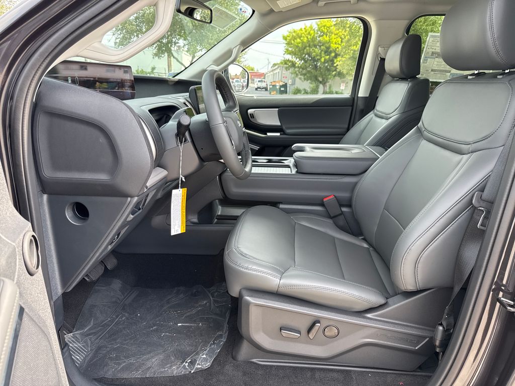 New 2027 Gray Ford Active image 20