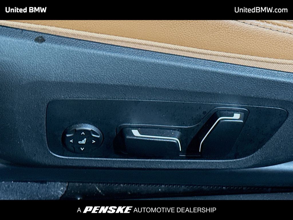 Thumbnail: 2025 BMW 4 Series - 4