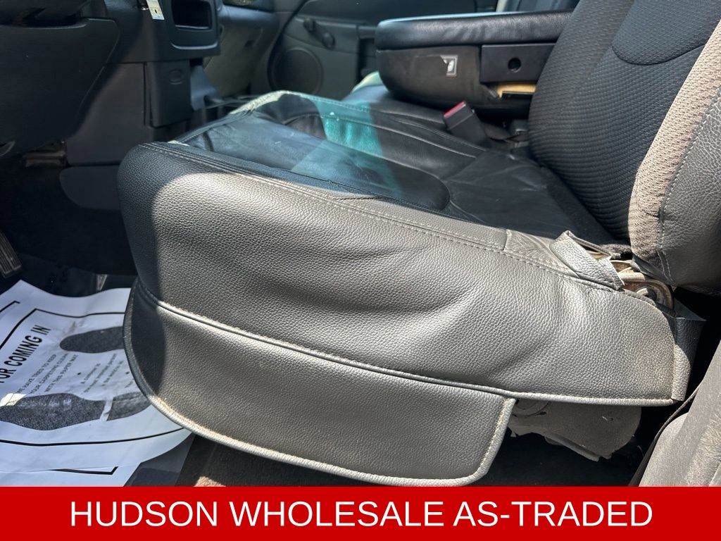 2005 Mineral Gray Metallic Clearcoat Dodge Ram 2500 ST RWD Truck
