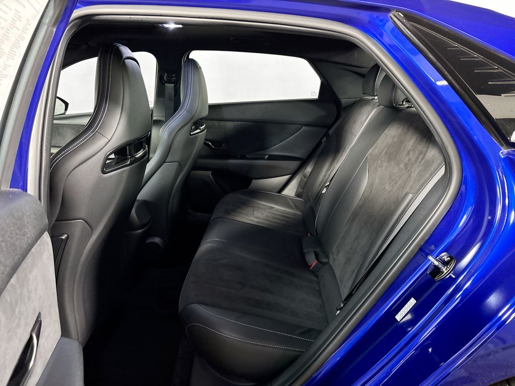 2022 Hyundai Elantra N Base