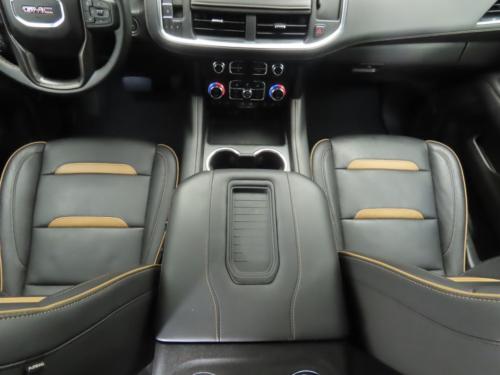 Thumbnail: 2023 GMC Yukon XL - 17