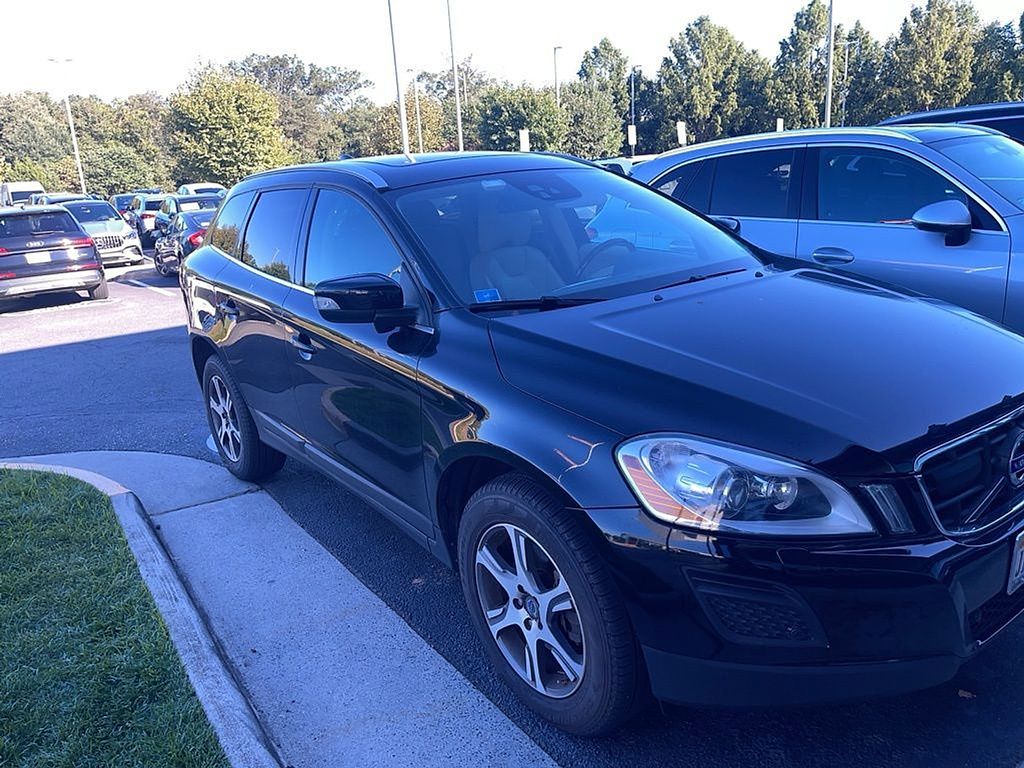Thumbnail: 2013 Volvo XC60 - 3