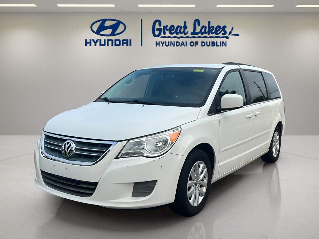 2012 Volkswagen Routan SE