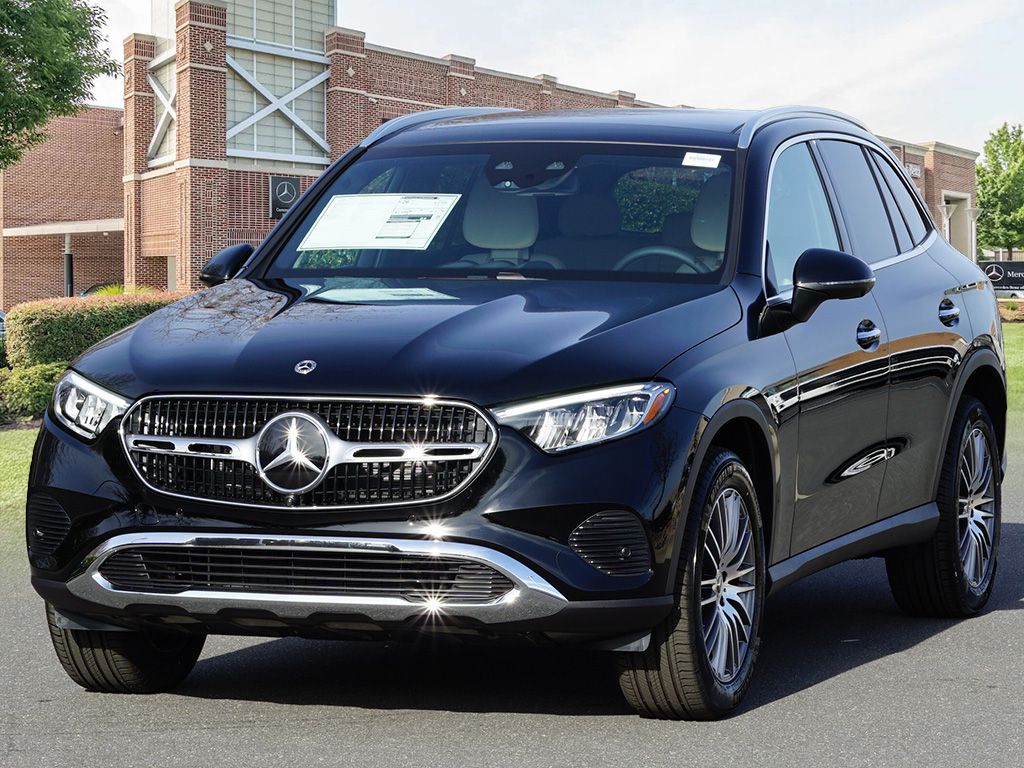 Thumbnail: 2026 Mercedes-Benz GLC - 4