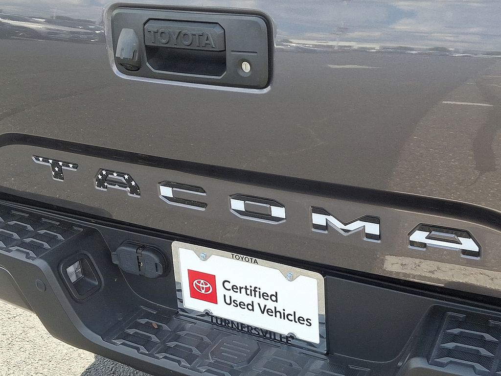 2022 Toyota Tacoma TRD Off-Road 31