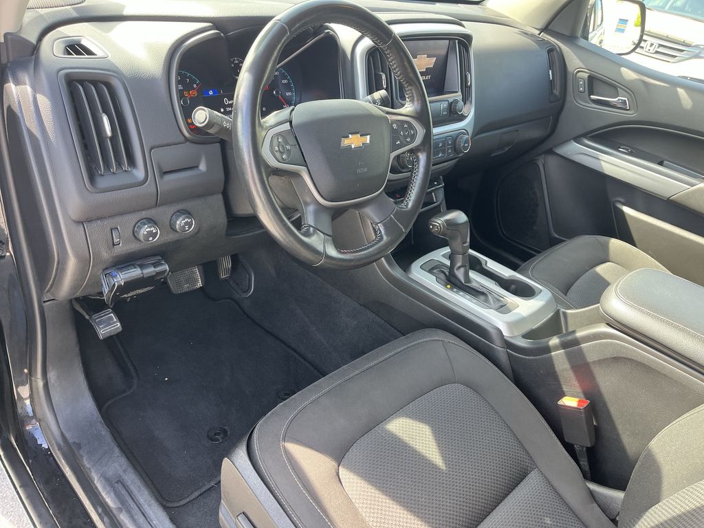 2020 Chevrolet Colorado LT photo
