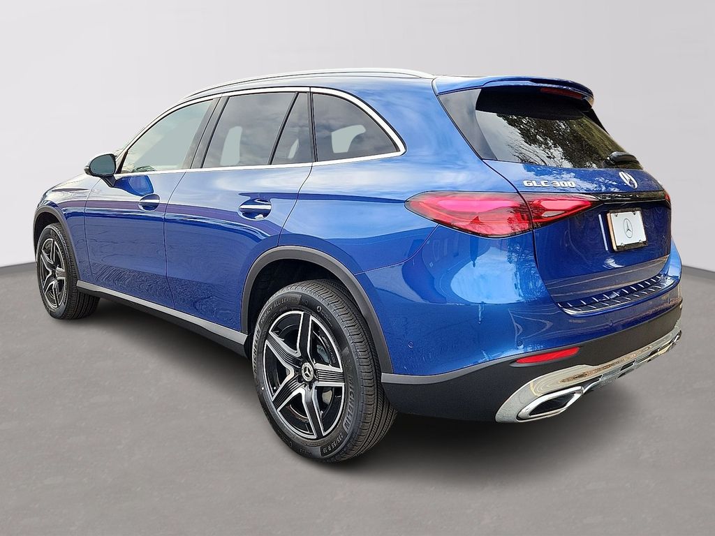 Thumbnail: 2026 Mercedes-Benz GLC - 4