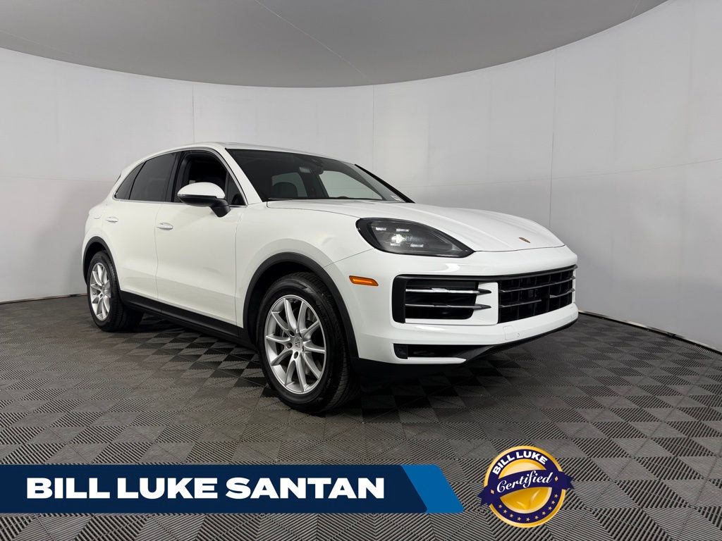 White 2024 Porsche Cayenne AWD SUV / Crossover All-Wheel Drive 8-Speed Automatic