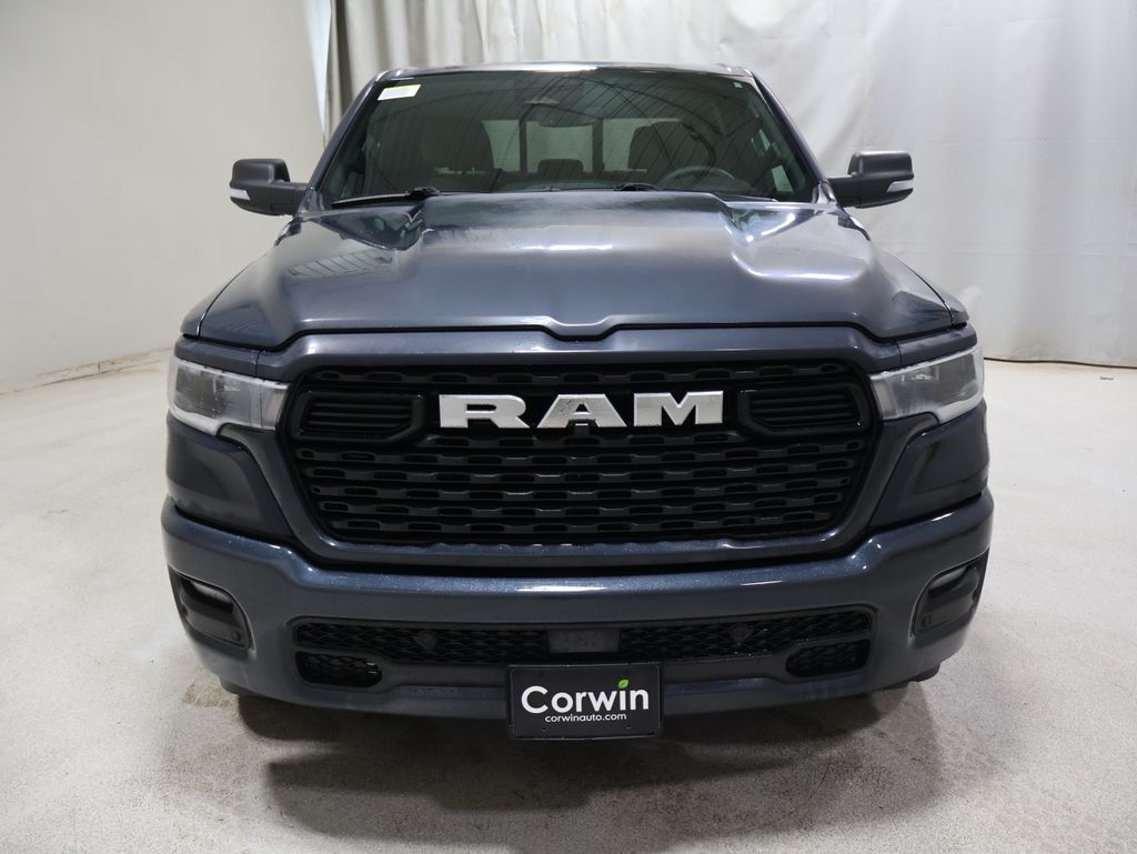 View vehicle photo 2