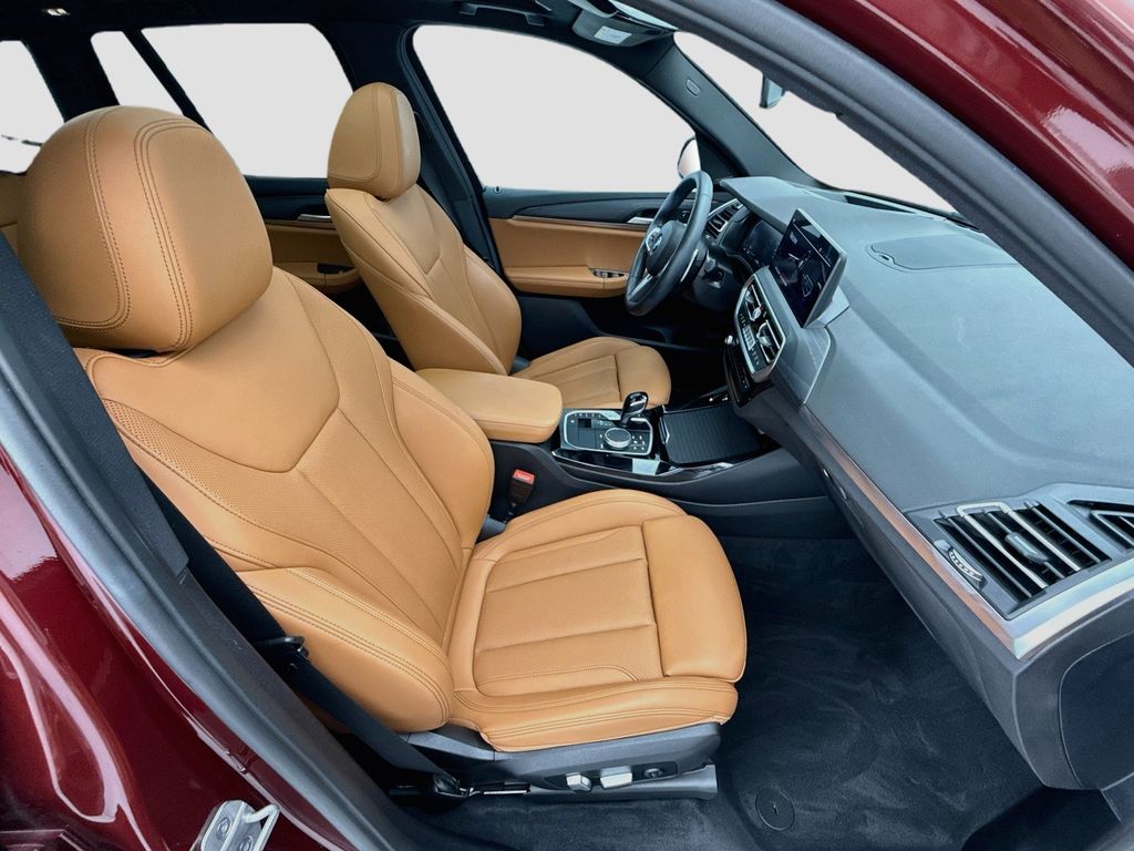 Thumbnail: 2024 BMW X3 - 19