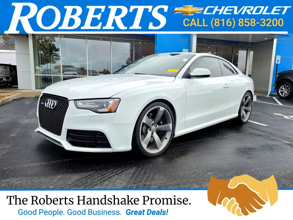 Ibis White 2013 Audi RS 5 4.2 quattro Coupe AWD Coupe 7-Speed Automatic
