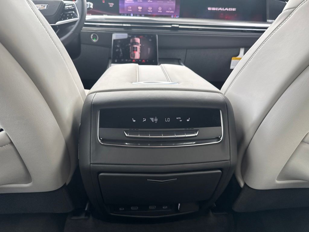 Thumbnail: 2025 Cadillac Escalade - 14