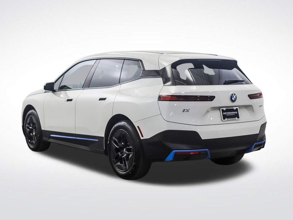 Thumbnail: 2024 BMW iX - 3