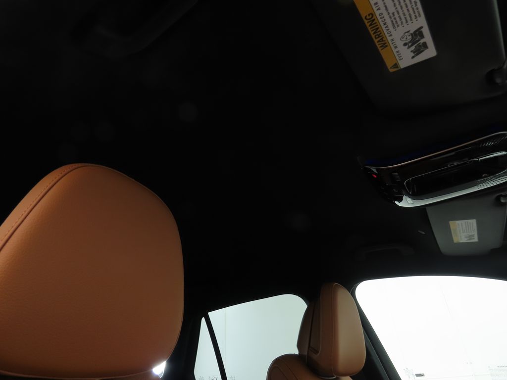 Thumbnail: 2025 Mercedes-Benz GLC - 19