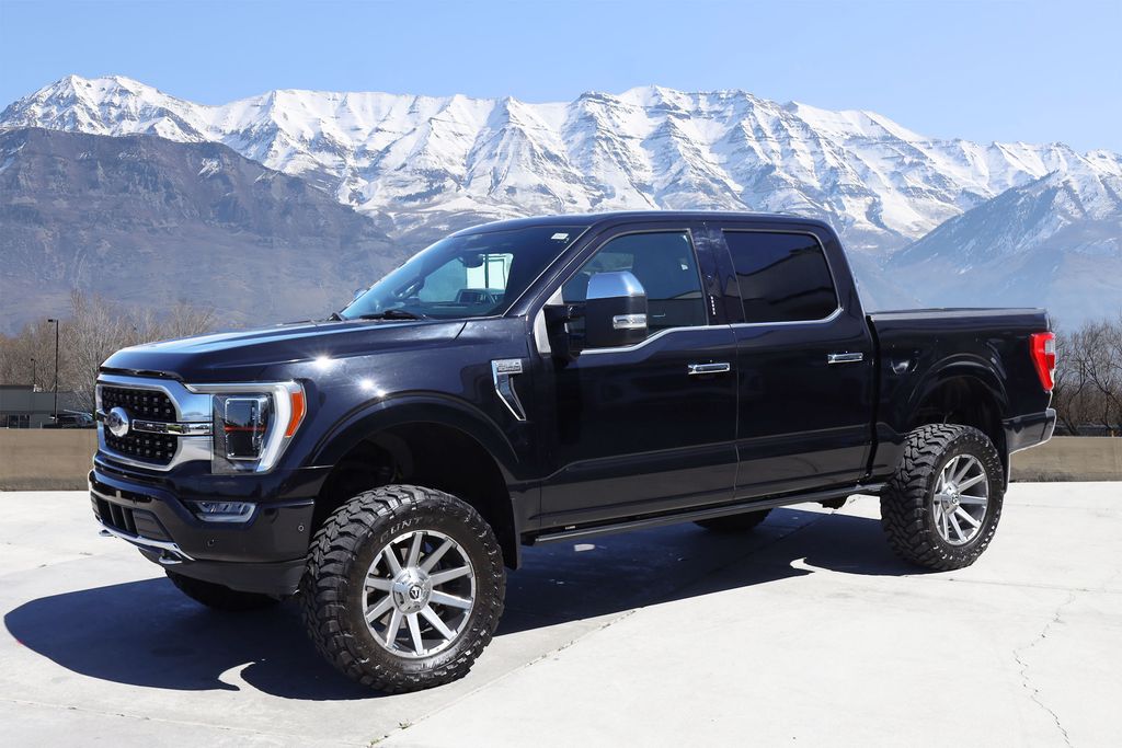 View vehicle photo 2