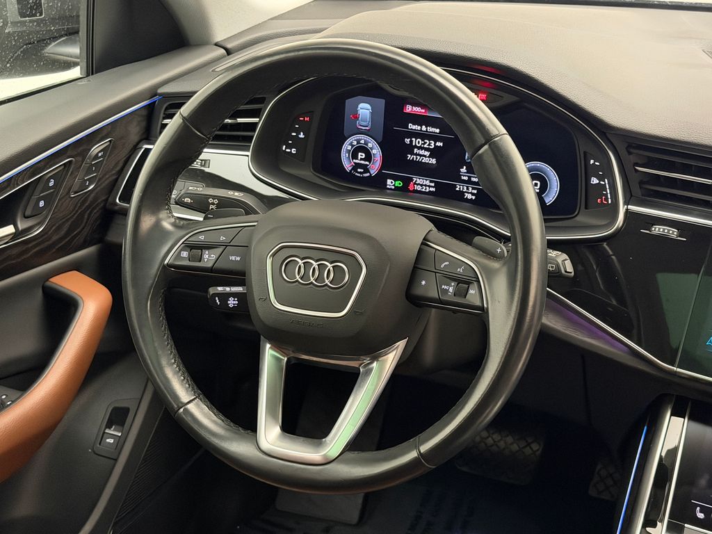 Thumbnail: 2021 Audi Q8 - 19