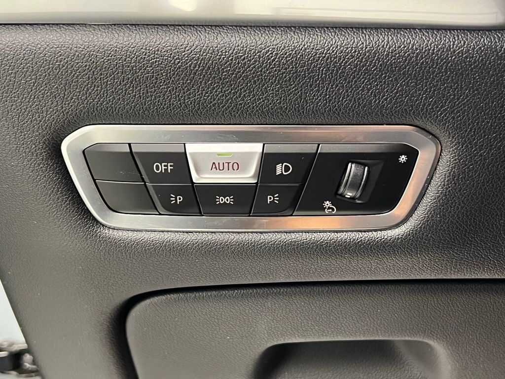 Thumbnail: 2023 BMW X7 - 20