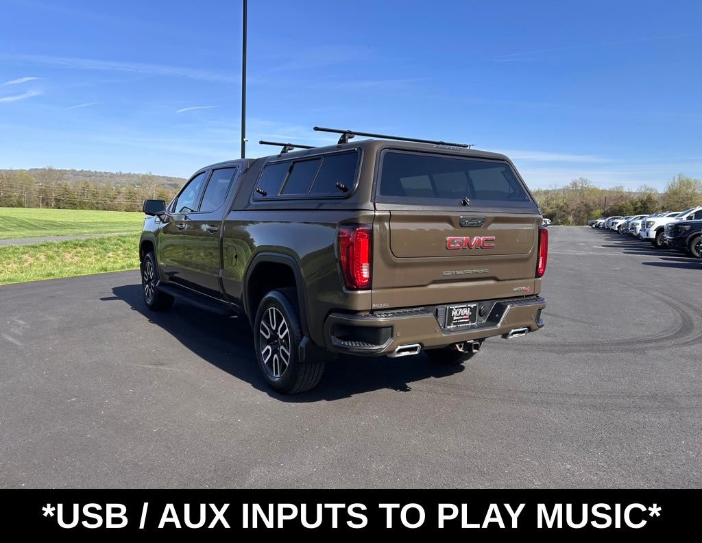 View vehicle photo 6