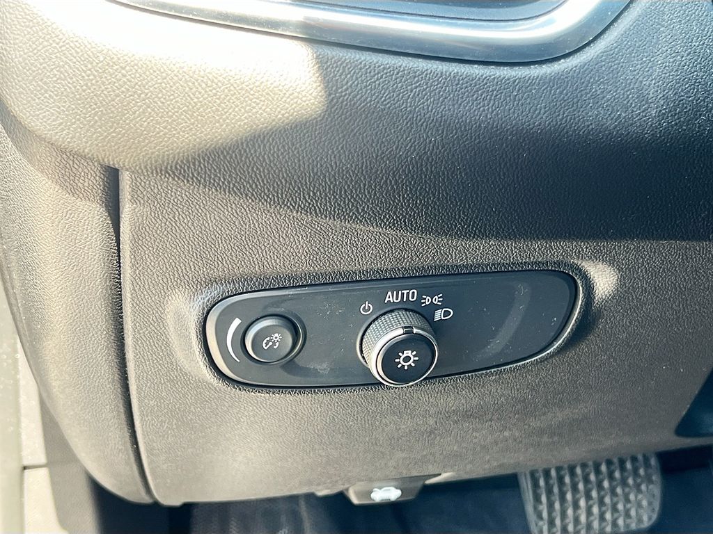 2021 Chevrolet Equinox LT Gray at DeMontrond Gulf Freeway