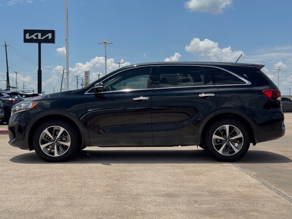 2020 Kia Sorento LX Black at AutoSavvy Houston Southwest