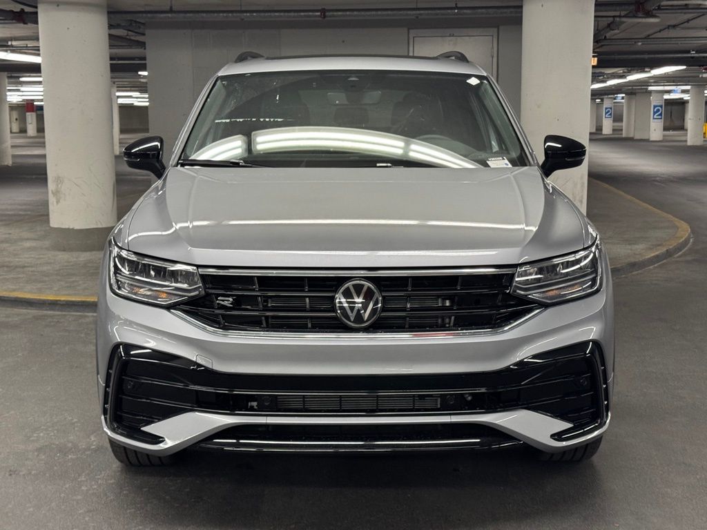 2024 Volkswagen Tiguan 2.0T SE R-Line Black 30