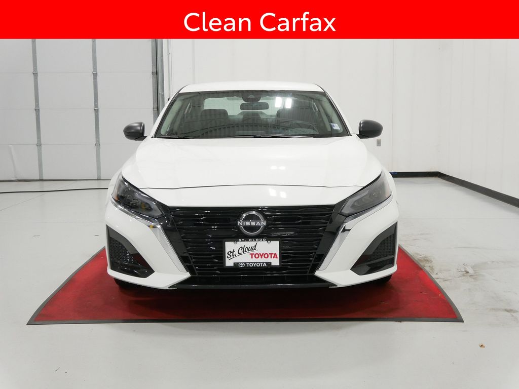 Used 2025 Nissan Altima SV with VIN 1N4BL4DV2SN392679 for sale in Waite Park, Minnesota