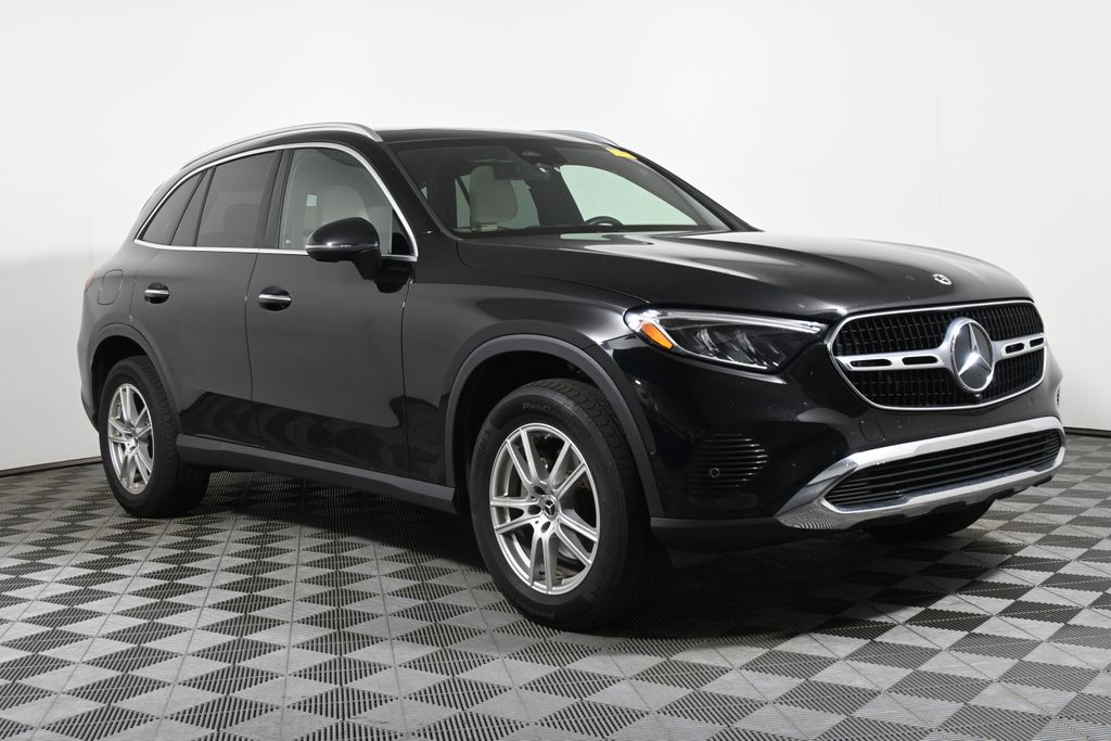 Thumbnail: 2023 Mercedes-Benz GLC - 8