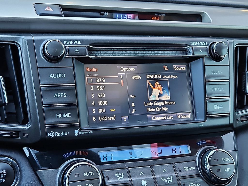 Thumbnail: 2015 Toyota RAV4 - 19