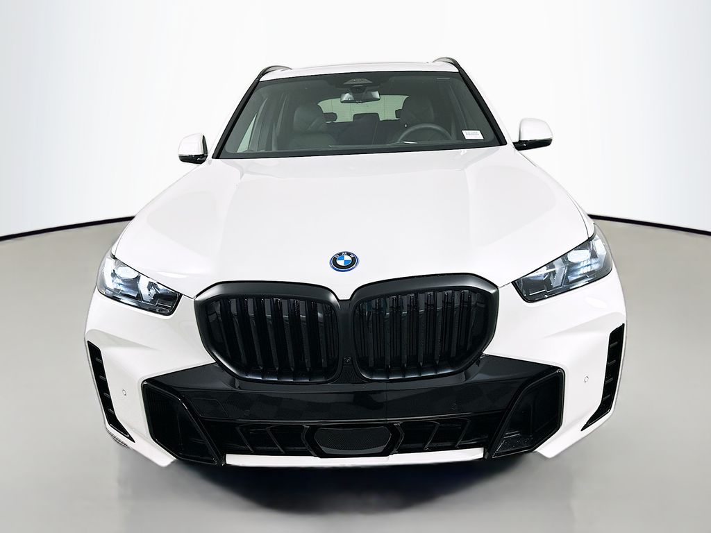 Thumbnail: 2026 BMW X5 - 2