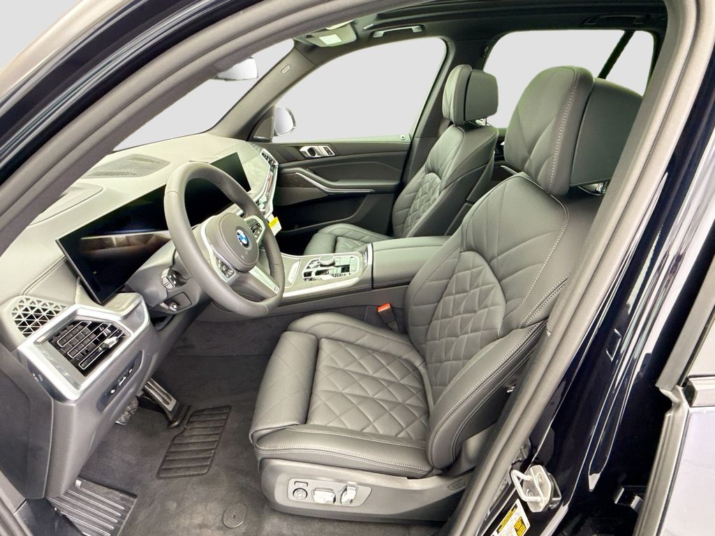 Thumbnail: 2026 BMW X5 - 18