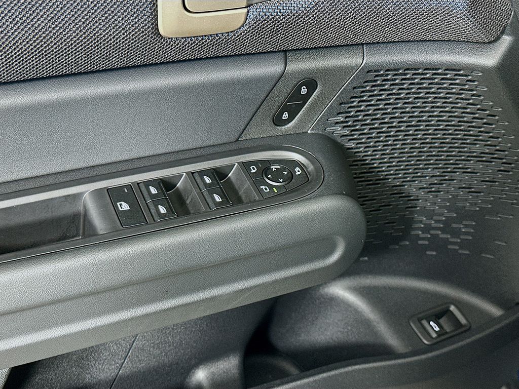 Thumbnail: 2025 MINI Cooper Countryman - 17