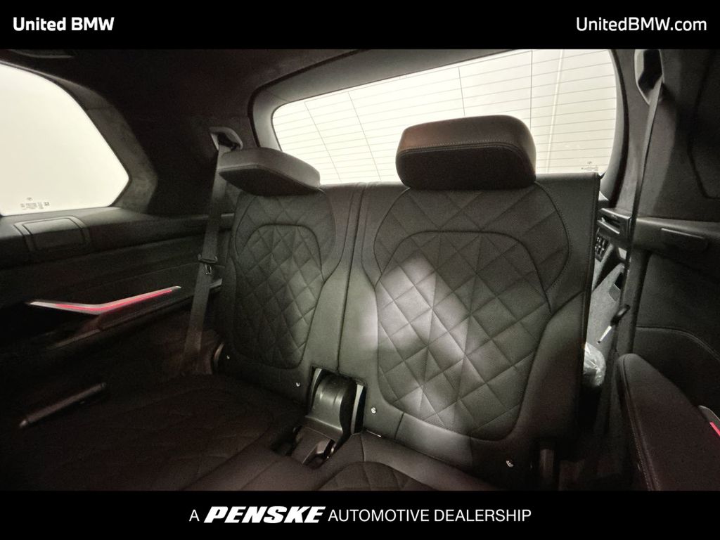 Thumbnail: 2025 BMW X7 - 22