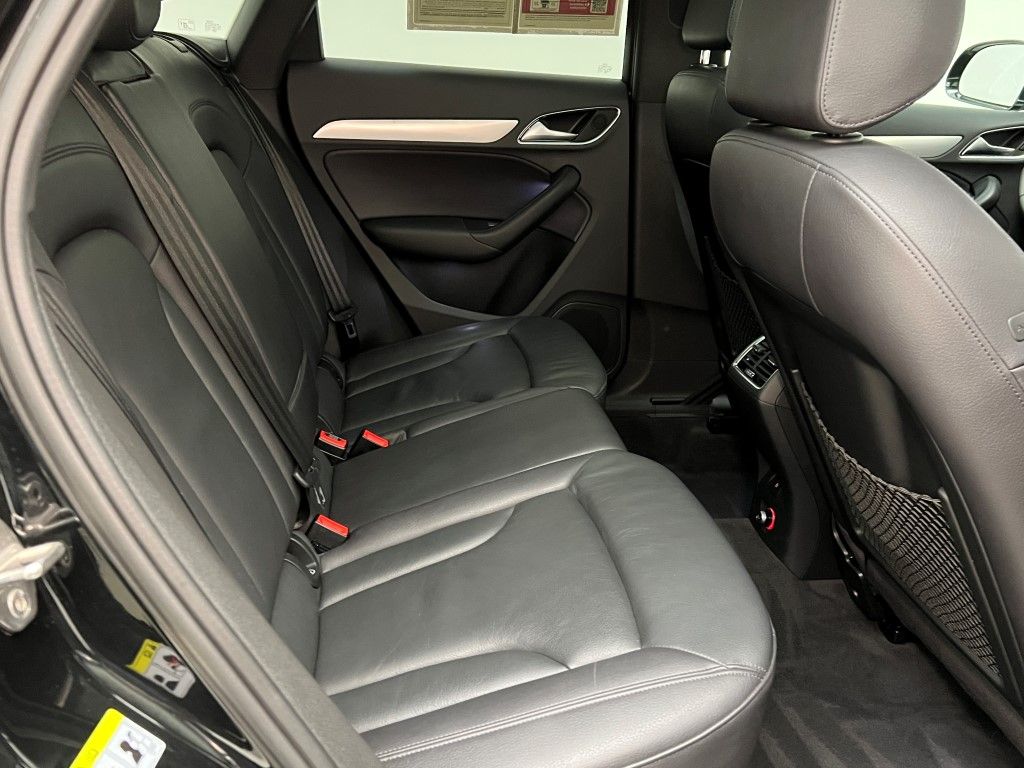 Thumbnail: 2016 Audi Q3 - 15