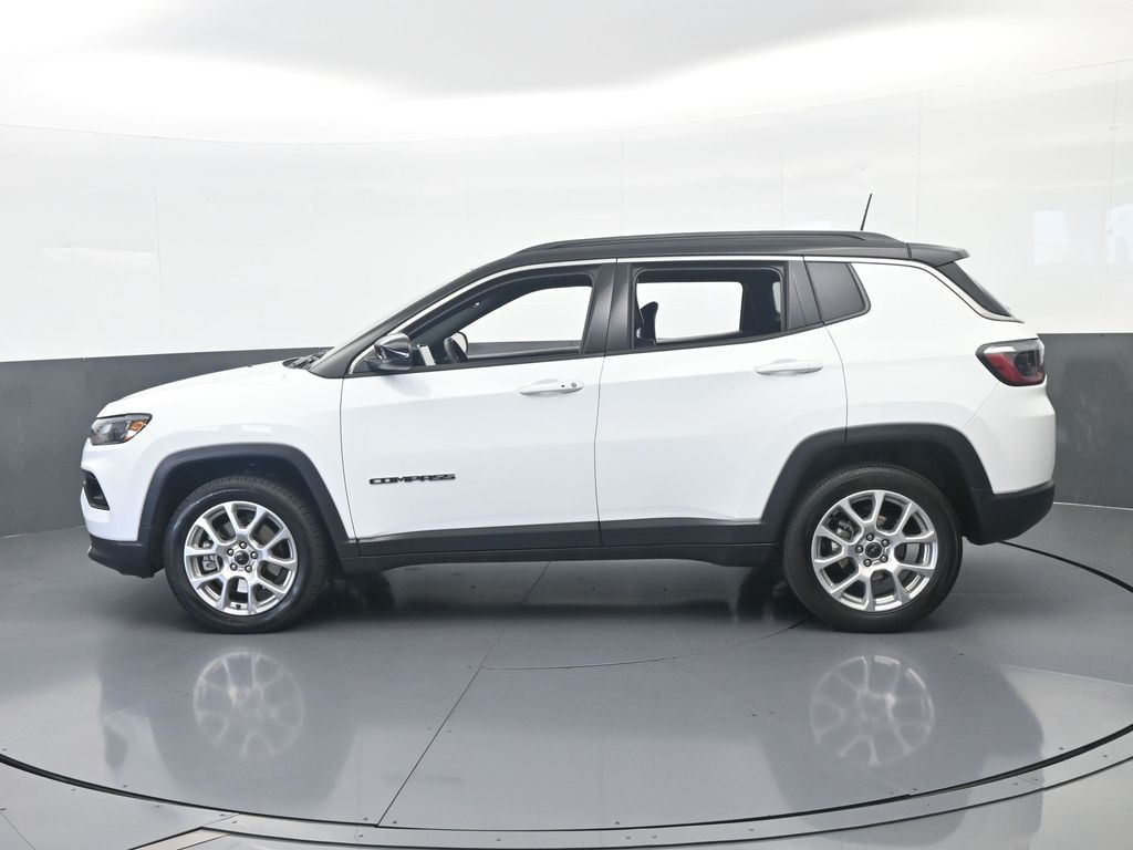 2025 Jeep Compass Limited 4X4's photo