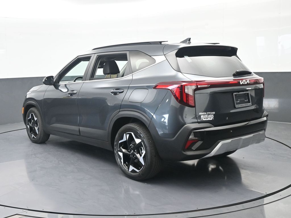 Used 2024 Gravity Gray Kia EX image 4