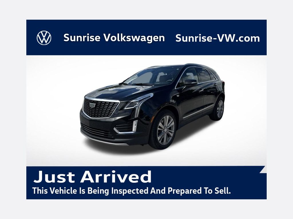 Black Metallic 2024 Cadillac XT5 SUV / Crossover Front-Wheel Drive 9-Speed Automatic