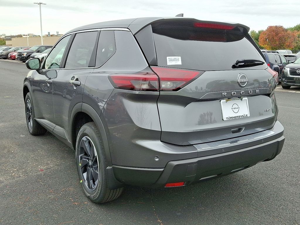 Thumbnail: 2026 Nissan Rogue - 3