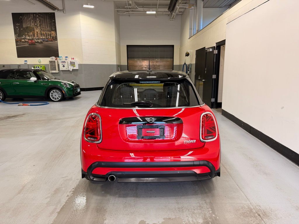 Thumbnail: 2022 MINI Cooper - 4