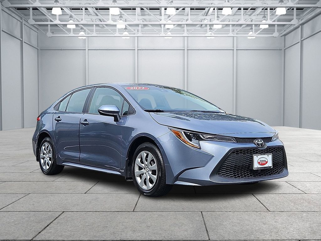 Thumbnail: 2022 Toyota Corolla - 3