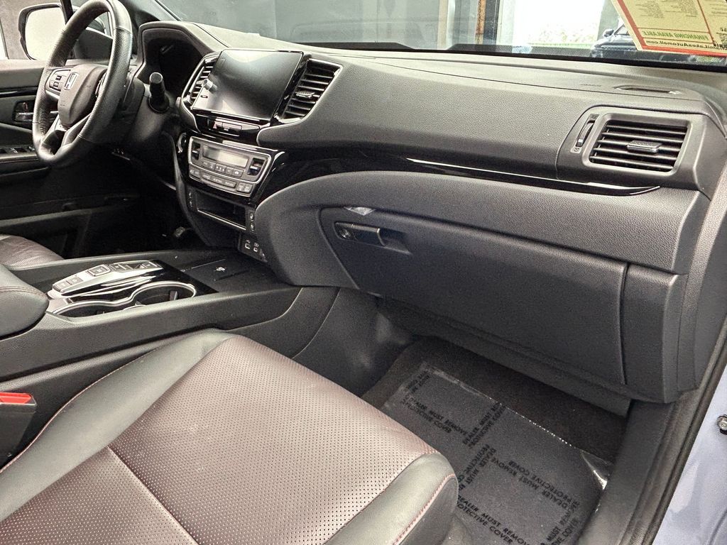 Used 2024 Gray Pearl Honda Black Edition image 49