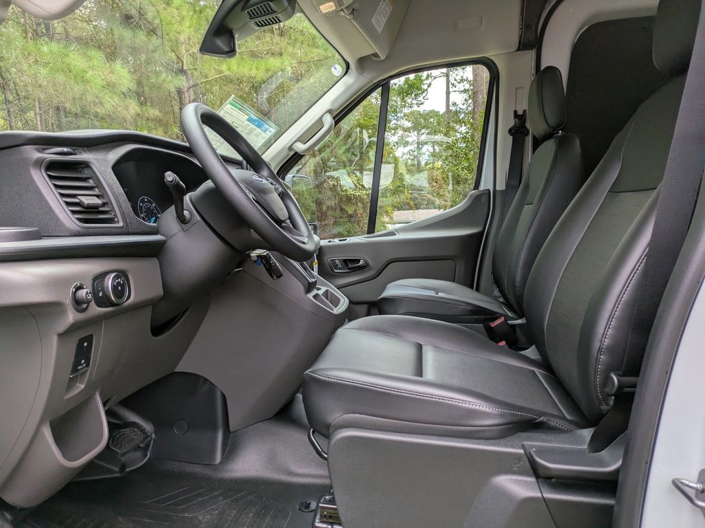 2025 Ford Transit-250 Cargo Van 