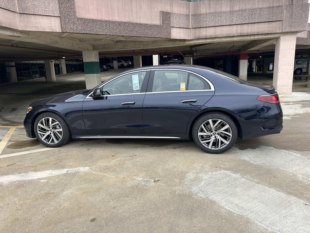 Thumbnail: 2026 Mercedes-Benz E-Class - 8