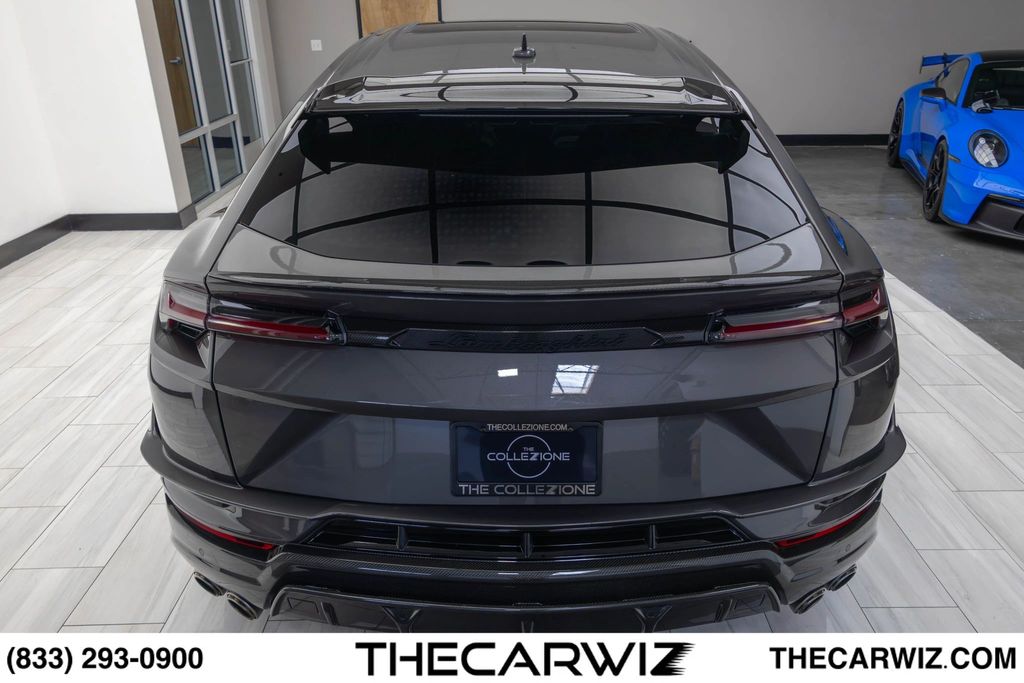 2023 Lamborghini Urus