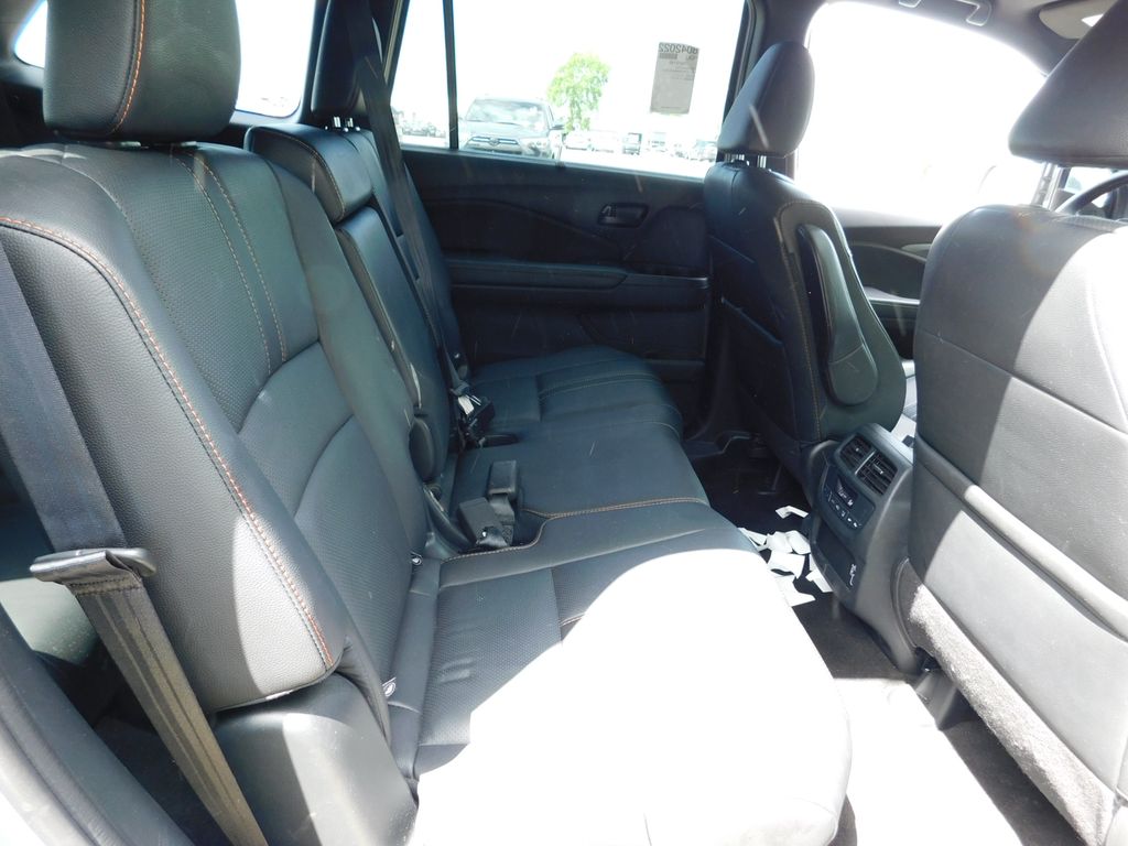 2022 Honda Pilot TrailSport 5