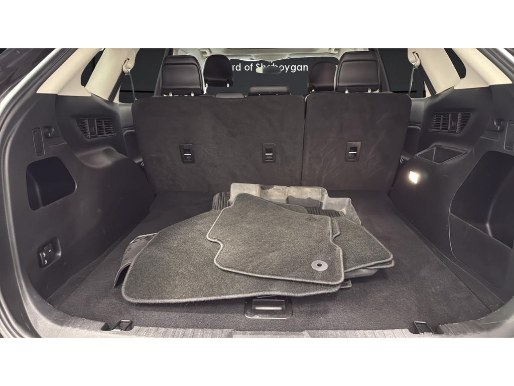 Used 2018 Shadow Black Ford SEL image 26
