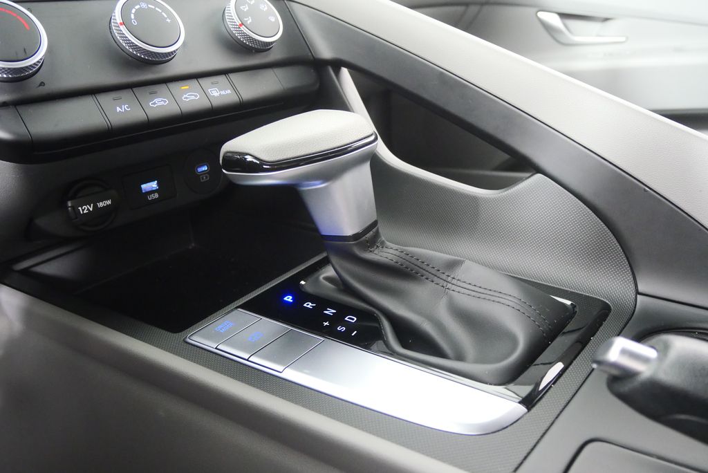 Thumbnail: 2024 Hyundai Elantra - 27